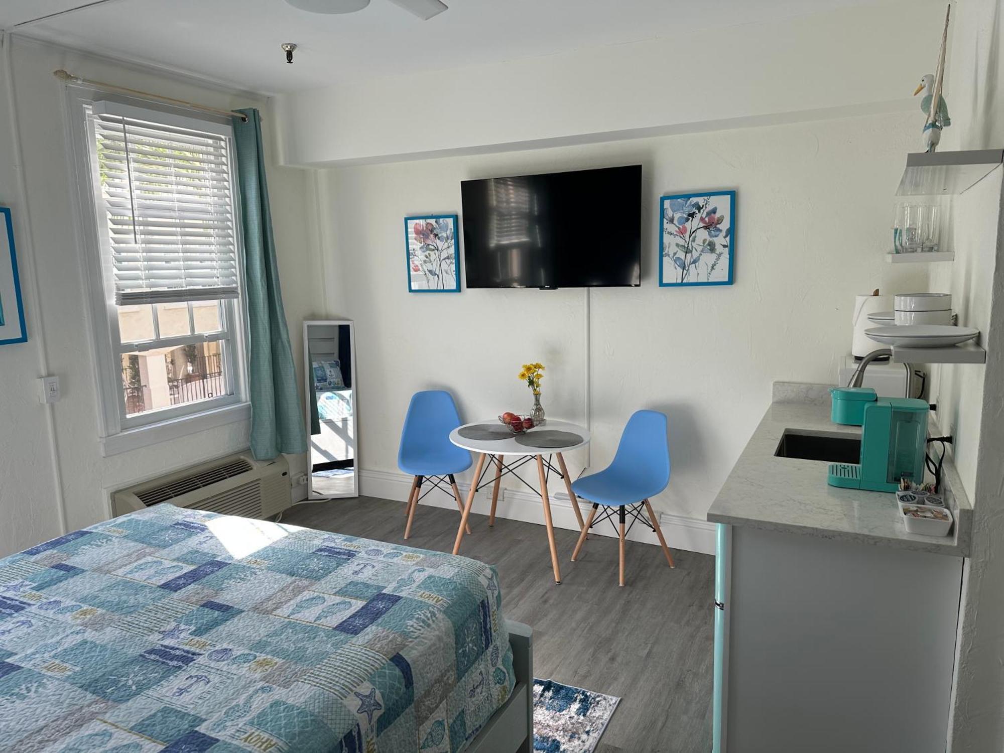 Cozy Studio In The Heart Of The Palm Beach Island - Free Valet Service Экстерьер фото